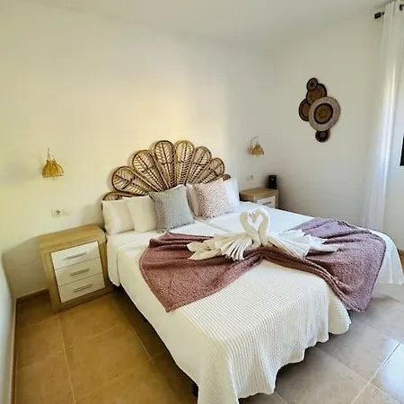 Alma House, Cool Pool Corralejo!