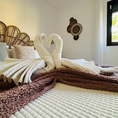 Alma House, Cool Pool Corralejo! Apartment *